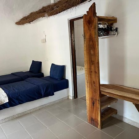 Footsteps Eco-Lodge Gunjur ภายนอก รูปภาพ
